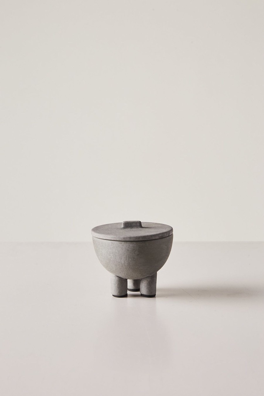 Home + Lifestyle Studio Nordhaven | 101 Copenhagen Mini Duck Jar In Dark Grey